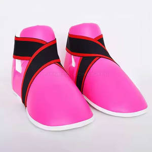 Services OEM Logo personnalisé Chaussures de karaté avec toutes les tailles disponibles Chaussures d'entraînement de karaté pour arts martiaux Taekwondo - Product Image 2