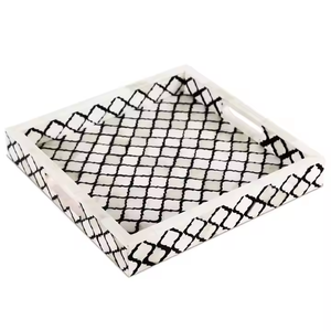 Plateaux d'incrustation d'os fabriqués à la main noir blanc fait à la main acrylique bois métal plateau de service décoratif avec incrustation d'os pour une variété de nourriture - Product Image 4