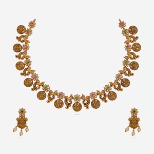 Antique <b>Necklace</b> 186400 Elegant and Timeless Piece for Wedding Occasions - Product Image 1