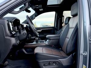 CHEVROLET SILVERADO 1500 HIGH COUNTRY 4WD 2024 d'occasion (conduite à gauche/droite) - Product Image 4