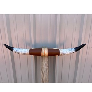 Décoration murale artisanale écologique en corne de bœuf naturelle polie, style cabane - Product Image 4