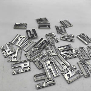 Boucles coulissantes en alliage de zinc argenté clair de haute qualité 29 mm sans nickel pour soutien-gorge - Product Image 1