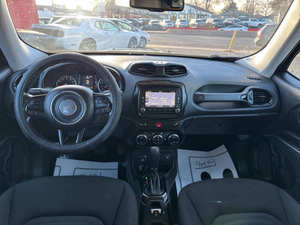 Voiture d'occasion de qualité abordable, Jeep Renegade édition Justice 2016, conduite à gauche - Product Image 2