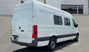 W1X4ECHY9MT056974 2021 Camioneta de Carga 2500 Techo Alto Distancia entre Ejes de 170 Pulgadas V6 RWD Bajo Kilometraje - Product Image 5