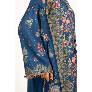 IUSTKSD-622 Traje de Satén Bordado con Tela de Seda Cruda de 3 Piezas - Product Image 3
