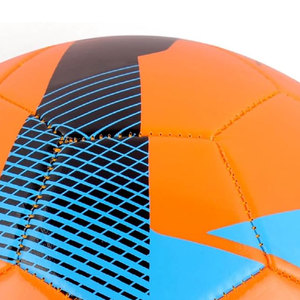Balón de Fútbol de Entrenamiento de Alta Calidad y Grado Profesional, 220g, Material PU, Cosido a Mano, Diseño Personalizado, Hecho en Pakistán - Product Image 5