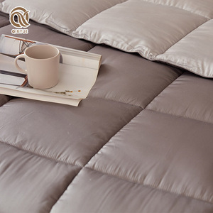 Toptan lüks organik otel kral kabarık soğutma bambu anti-böcek yorgan vatka OEM/ODM - Product Image 5