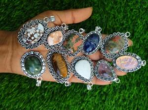 Más tendencia Vintage Mix Crystal Rhinestone colgantes collar lote venta al por mayor precio barato precio de fábrica joyería - Product Image 5