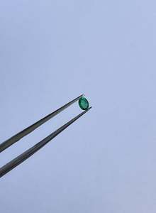 Piedra Preciosa de Esmeralda Natural de la Mejor Calidad, Piedra Suelta Verde de 2.80x3.80, Joyería Fina para Collares y Anillos, Venta al por Mayor - Product Image 3