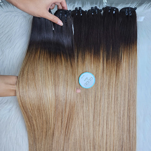 Prix de gros Mèches de cheveux humains vierges vietnamiens doublement étirés, blond ombré, lisses comme des baguettes, avec closure - Product Image 1