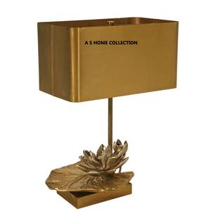 Aspecto elegante Ramas chapadas en oro y flores de color blanco Diseñador de mesa y lámpara de pie Fiestas y suministro de decoración de Resort - Product Image 2