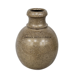 Jarrones de metal con textura oscura de diseño elegante con tapa acampanada única y forma orgánica para el hogar moderno y la decoración interior de lujo - Product Image 5