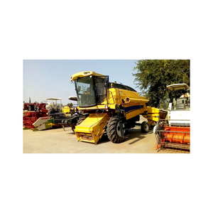 Moissonneuses-batteuses prêtes à l'emploi avec une large largeur de coupe et un système de déchargement rapide - Product Image 2