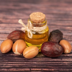 Huile de support d'argan 100% pure en gros pour la croissance des cheveux et la nutrition de la peau, huile d'argan marocaine pressée à froid, fournisseur en vrac OEM ODM - Product Image 3