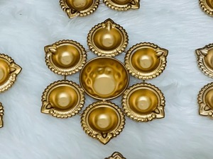 Urli עם שקית רשת משולבת עבור diwali dyas קישוט, מנורת שמן להעמיק עבור אביזרים pooja, חתונה חדשה טובה רעיון - Product Image 3