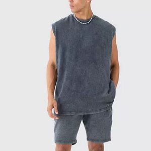 Ensemble débardeur et short personnalisé à ourlet brut lavé à l'acide avec tissu en coton de qualité supérieure Ensembles de shorts vierges pour hommes - Product Image 3