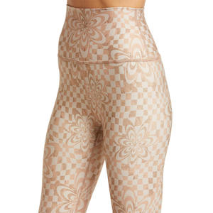 Pantalones de yoga personalizados para mujer para entrenamientos, ropa deportiva para gimnasio, mallas de mujer, mallas de yoga con cintura elástica sublimada - Product Image 2