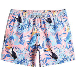 Shorts pour hommes de style urbain progressif, conçus pour une mouvement naturel, avec une forme équilibrée et une présence décontractée moderne - Product Image 6