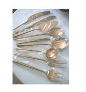 ชุดเครื่องใช้บนโต๊ะอาหารทองเหลือง20ชิ้นพร้อมชุดเครื่องใช้ในโรงแรมชุดช้อนส้อมทำจากเหล็กสะท้อน - Product Image 3