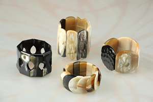 Pulsera de cuerno de búfalo hecha a mano con estilo, accesorios de moda para mujeres y niñas, hecha a mano con materiales de alta calidad - Product Image 4