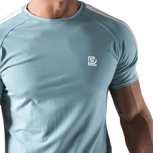 Material duradero Hombres cómodos Gimnasio Camisetas Color sólido Hombres Gimnasio Camisetas Hecho en Pakistán - Product Image 5
