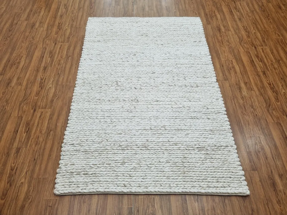 Identique à l'image