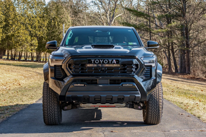(W&T) PROMOCIÓN Venta de Toyota Tacoma 2024 Usada, Negra, Doble Cabina, 4x4, i-Force Max 2.4L Turbo-Four Performance, Camioneta Usada - Product Image 4