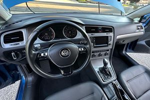 Golf Sportwagen S TDI d'occasion 2015 - Product Image 6