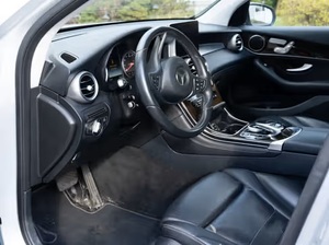 MERCEDES-BENZ GLC 300 4MATIC SPORT 2016 USADO, Volante a la Izquierda/Derecha - Product Image 2