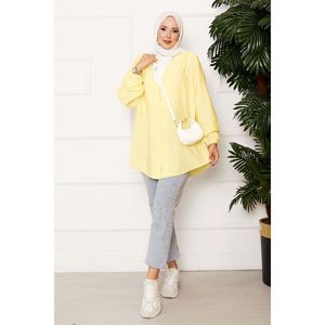 Camisa Kimono Casual Amarillo Claro con Botones Delanteros, Corte Holgado, Talla XS, para Verano y Otoño, Hecha de Viscosa, Popelina, Satén, Lino, Tejido Vintage - Product Image 1