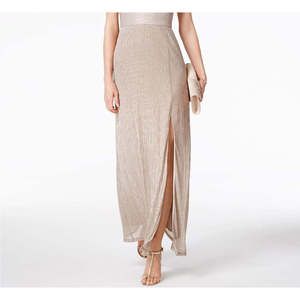 Abito da sera R&M Richards da donna in maglia metallizzata color oro con scollo all'americana e dettaglio a goccia in chiffon, vita naturale, taglia 8 - Product Image 3