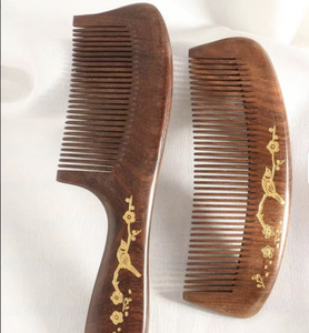 Peine de masaje portátil con logotipo personalizado, dientes de bambú, dientes finos, sándalo ancho de madera, peine común para el hogar y el salón - Product Image 2