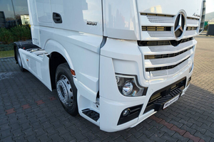 CAMIÓN USADO MERCEDES-BENZ ACTROS 1851 L EURO 6 4X2 2022 DE PRIMERA MANO - Product Image 2
