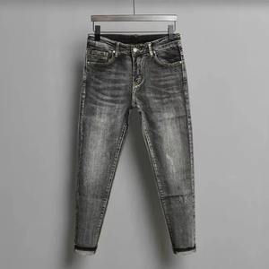 Nuevo estilo Demin Jeans Famoso diseño Tendencia Pantalones de mezclilla Pantalones vaqueros ajustados para hombres - Product Image 2