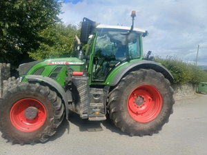 Tractor Agrícola de Ruedas Fendt 1050 4WD de Calidad con Bomba y Caja de Cambios, Motor de 70HP, Transmisión por Engranajes, Alta Productividad, 1 Año de Garantía - Product Image 4