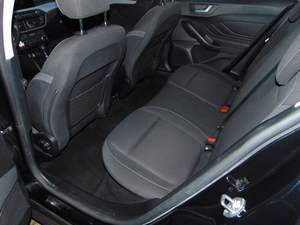 Hot Utilisé 2019 Fords-<span class=keywords><strong>Focus</strong></span> Manuel Essence <span class=keywords><strong>4</strong></span> Cylindres Euro6 5 Seat 101hp VOITURES D'OCCASION Prêt à Expédier Dans Le Monde Entier - Product Image 4