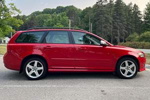 VOLVO V50 T5 AWD R-DESIGN 2010 d'occasion (conduite à gauche/droite) - Product Image 4