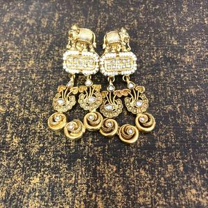 ต่างหูคุณภาพสูงพร้อมต่างหูหินสำหรับผู้หญิงเหมาะสำหรับใส่ไปงานเลี้ยงตอนเย็น - Product Image 1