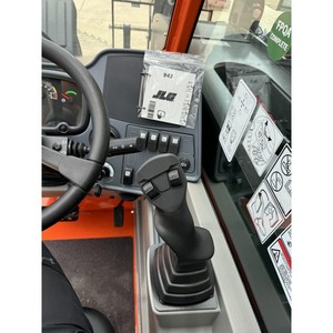 Produit JLG 943 2025 en parfait état - Product Image 2