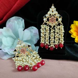 ต่างหูห้อยไข่มุกขนาดเล็กและ kundan น้ำหนักเบาและอเนกประสงค์สำหรับงานรื่นเริงรวมถึงงานแต่งงาน - Product Image 2