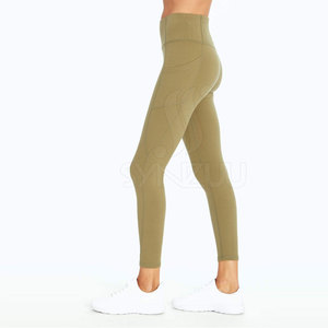 Leggings de yoga pour femmes de style tendance de couleur unie Leggings de haute qualité fabriqués au Pakistan en gros - Product Image 4