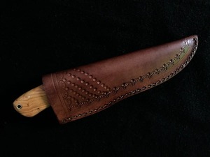 Cuchillo de bolsillo con hoja de acero de Damasco hecho a mano, mango de madera de olivo para acampar, desollador, caza, uso al aire libre. - Product Image 3