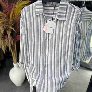 Camisa teñida con estampado de lunares y cuello de pico de poliéster/algodón de satén de manga larga para hombre, camisa ligera y transpirable con doble botonadura - Product Image 1