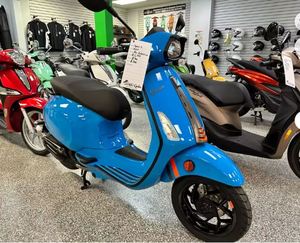 Cao chạy 2025 Vespas sprints 150 S Xe tay ga xe máy đã sẵn sàng để tàu - Product Image 3