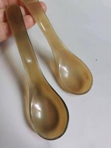 Juego de cuchara para sopa con cuerno de búfalo pulido de 11 pulgadas al por mayor, Juego de 2 piezas con mango marrón, caja empaquetada, estilo Animal artesanal - Product Image 2