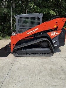 รถตักล้อยาง Kubota SVL75-2 ราคาโรงงานขายดี ได้รับการรับรองมาตรฐาน EPA และ CE พร้อมกระบอกไฮดรอลิก Eaton มอเตอร์ปั๊มเกียร์บ็อกซ์เกียร์ PLC - Product Image 3