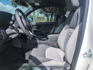 Toyota Tacoma 4WD TRD Off Road Hybride d'occasion propre 2025 - Product Image 3