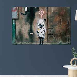 Banksy Girl with Bird Print : Art mural abstrait imprimé sur toile, encadré style galerie - Product Image 1