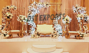 Maharaja Royal Indian Peacock Wedding Sofa Bride's Love Seater en oro hecho de madera - Product Image 2