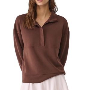 Sudadera marrón personalizada de cuello alto para mujer, Sudadera con capucha de entrenamiento de tacto suave con bordado de gimnasio, venta al por mayor, temporada de invierno - Product Image 1